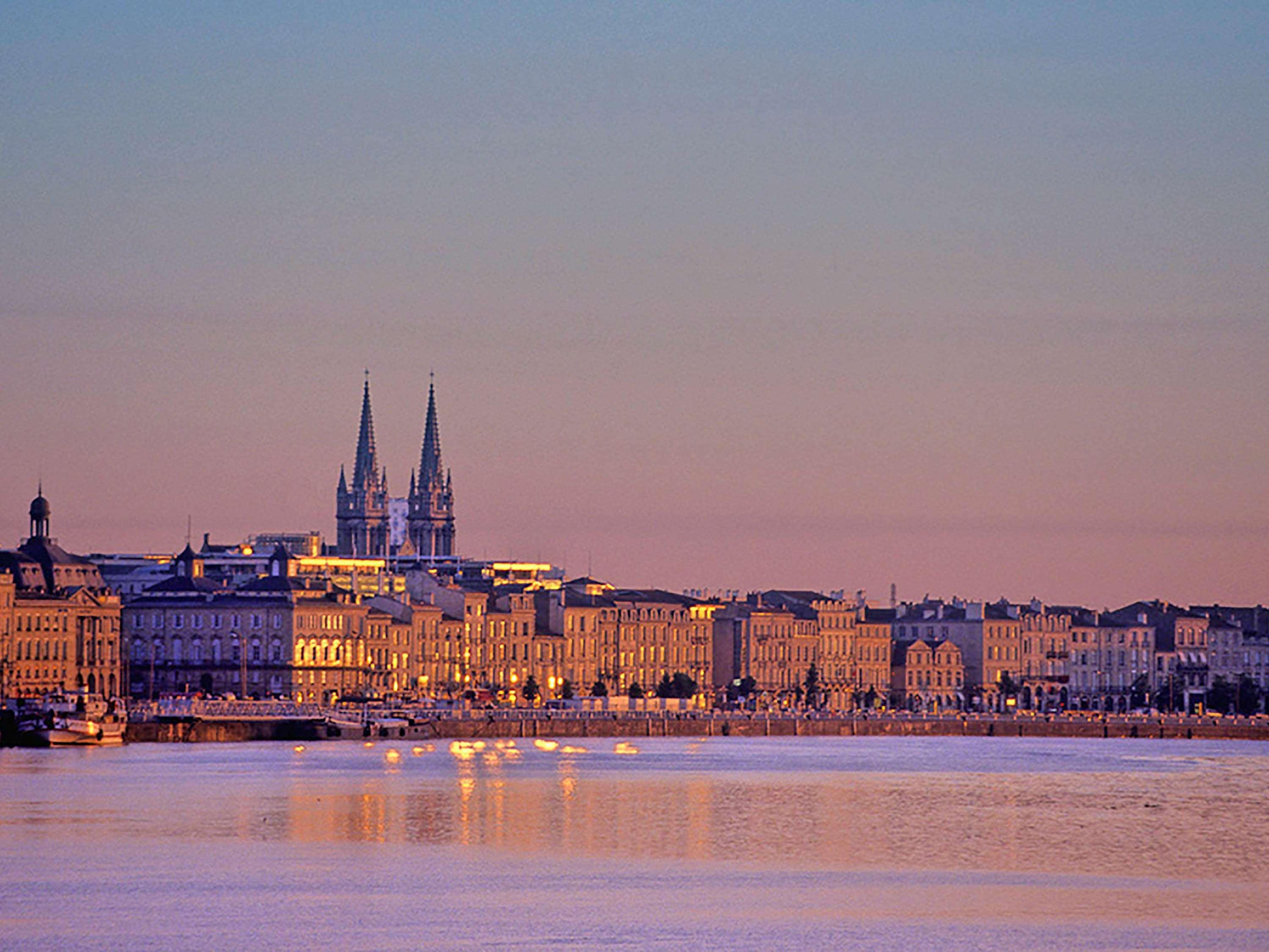 Novotel Bordeaux Centre Gare Saint Jean Esterno foto
