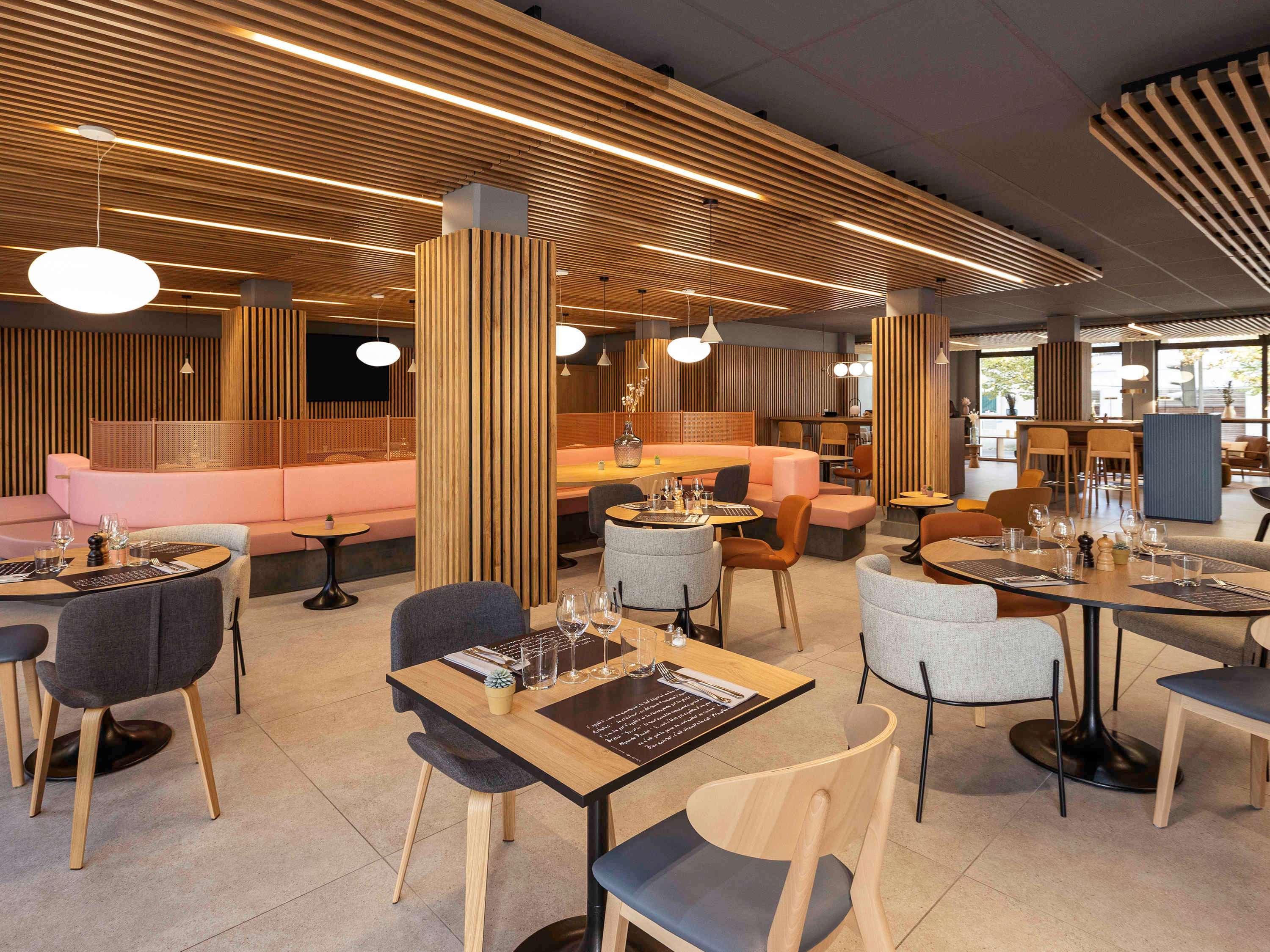 Novotel Bordeaux Centre Gare Saint Jean Esterno foto