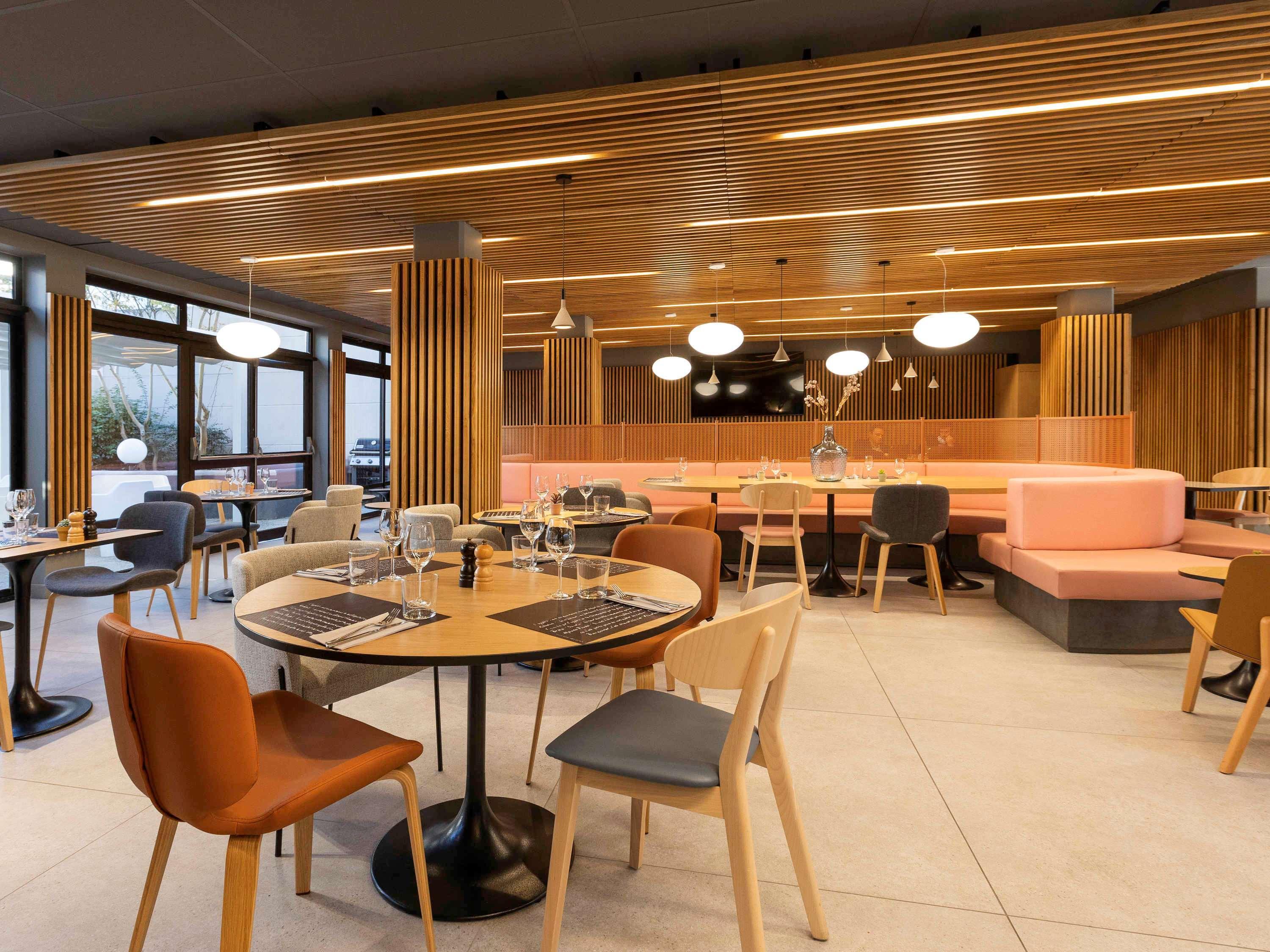 Novotel Bordeaux Centre Gare Saint Jean Esterno foto